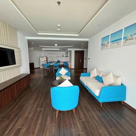 Canvas Danang Beach Hotel Esterno foto