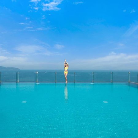 Canvas Danang Beach Hotel Esterno foto