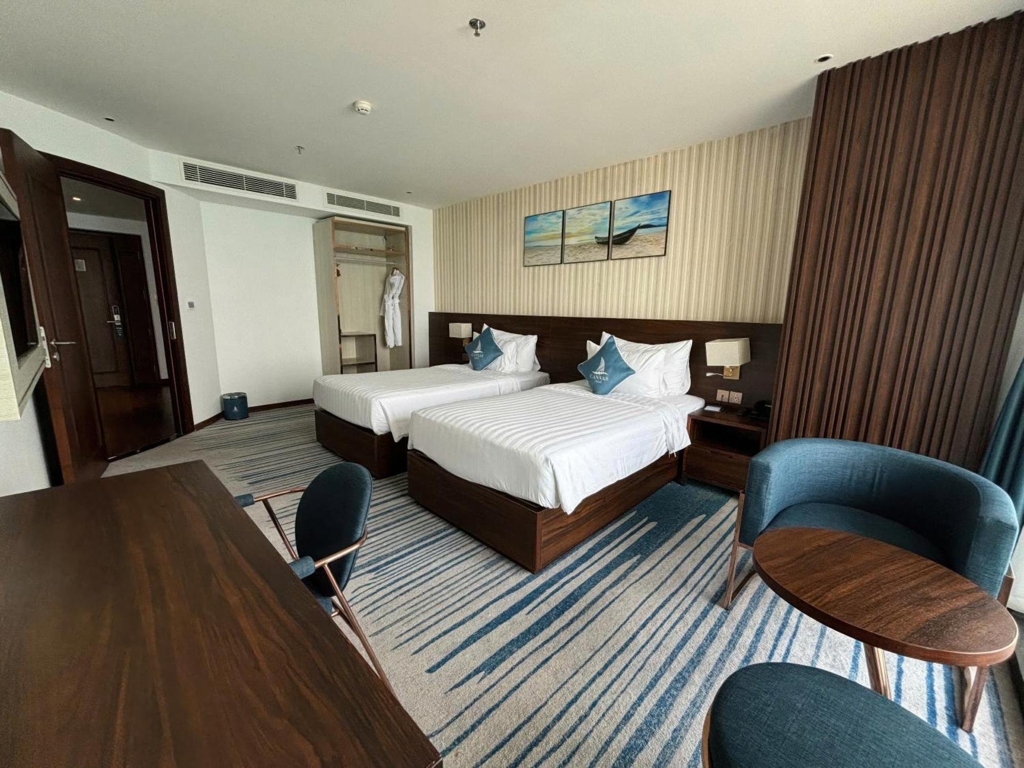Canvas Danang Beach Hotel Esterno foto
