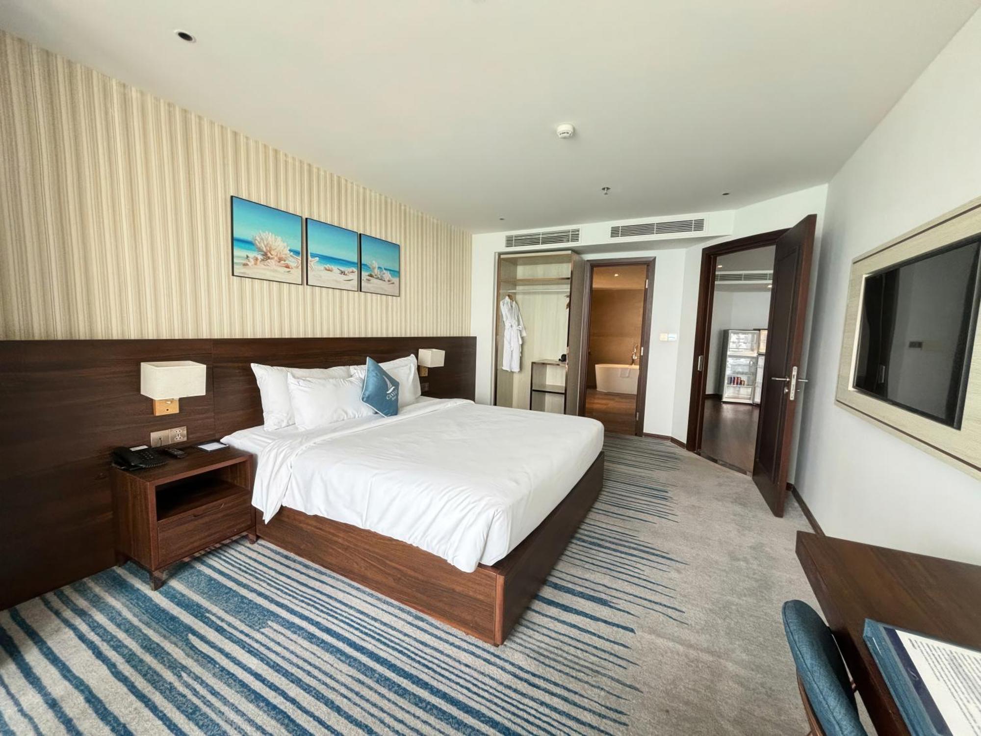 Canvas Danang Beach Hotel Esterno foto